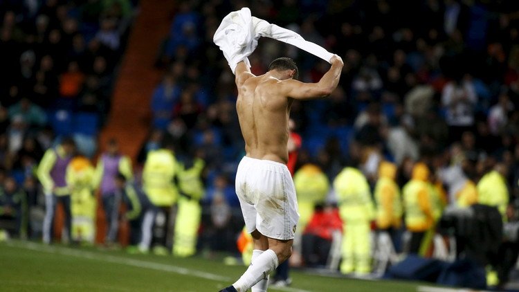 رونالدو يسابق الزمن من أجل العودة