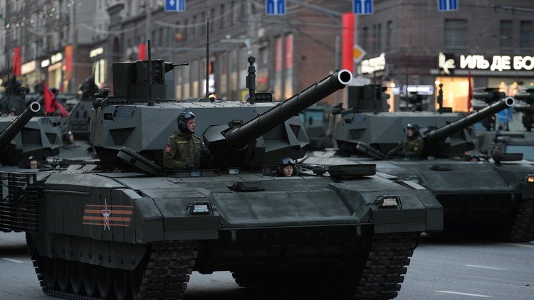 جيش روسيا سيحصل على 100 دبابة "أرماتا" حتى 2018 (فيديو)