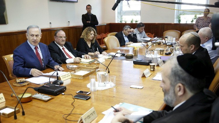 إسرائيل ترفض رسميا مبادرة السلام الفرنسية