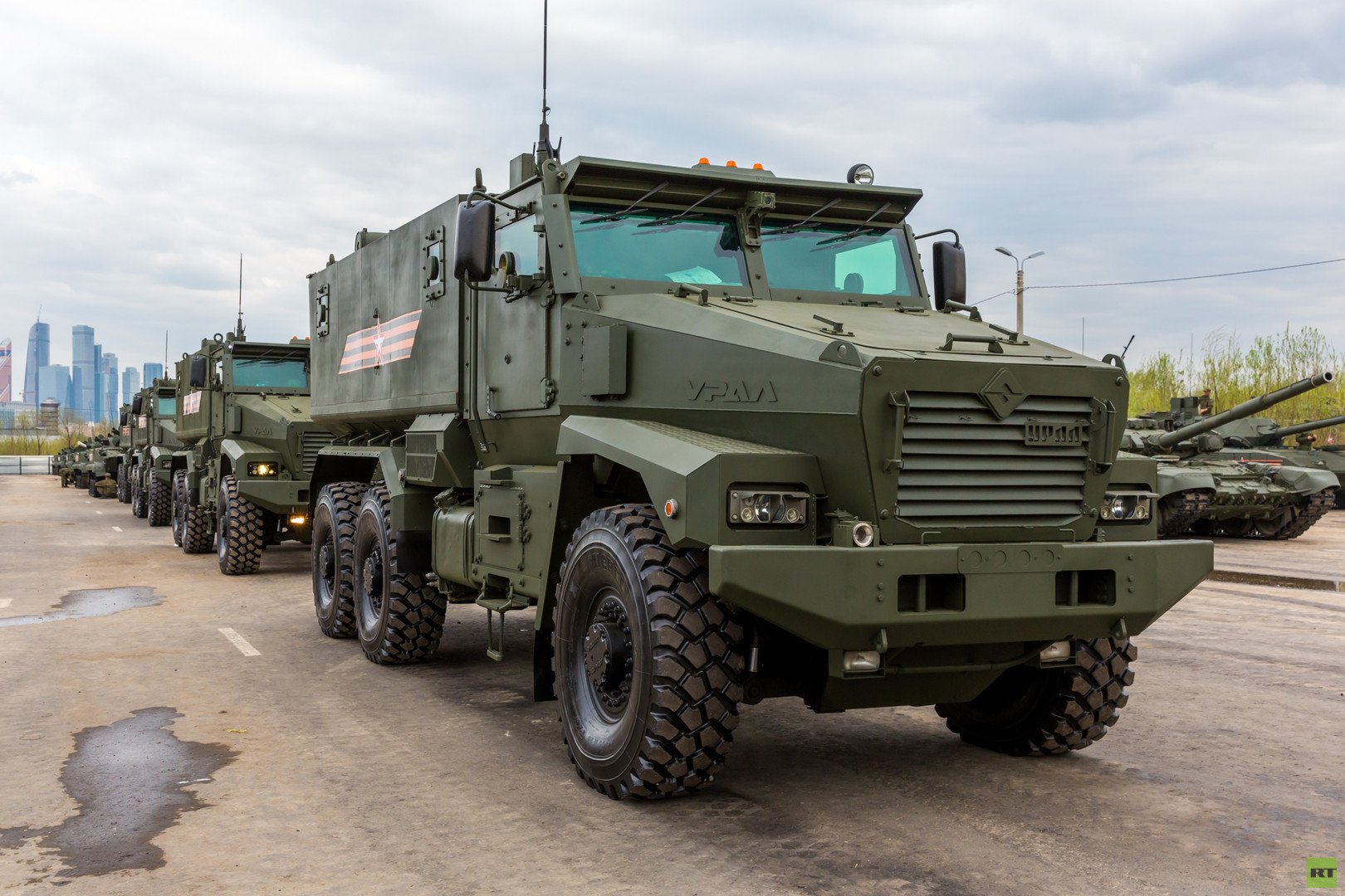 عربة "تايفون - أو" المدرعة متعددة المهام