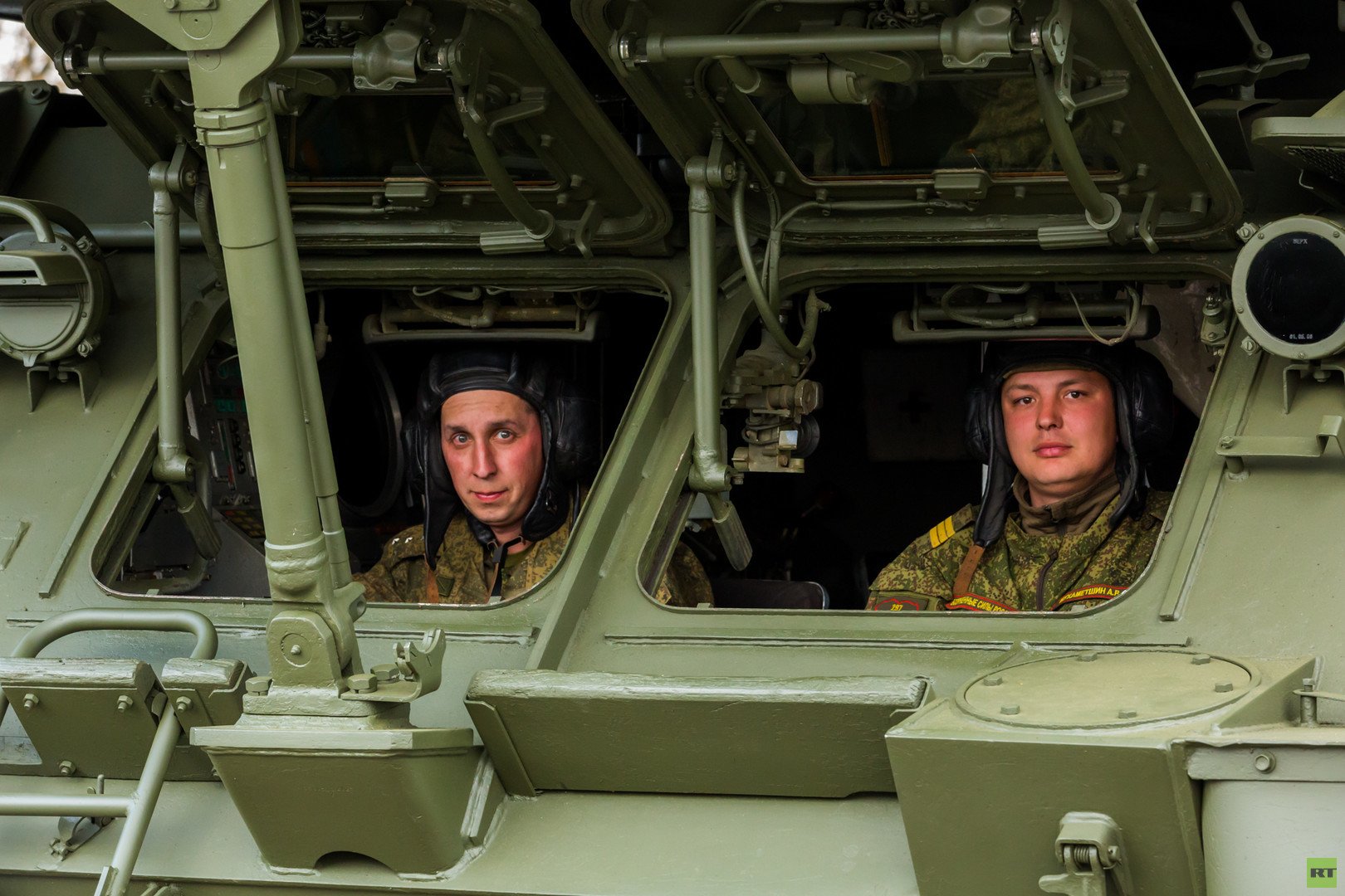  طاقم منظومة "بوك - 2" للصواريخ المضادة للجو