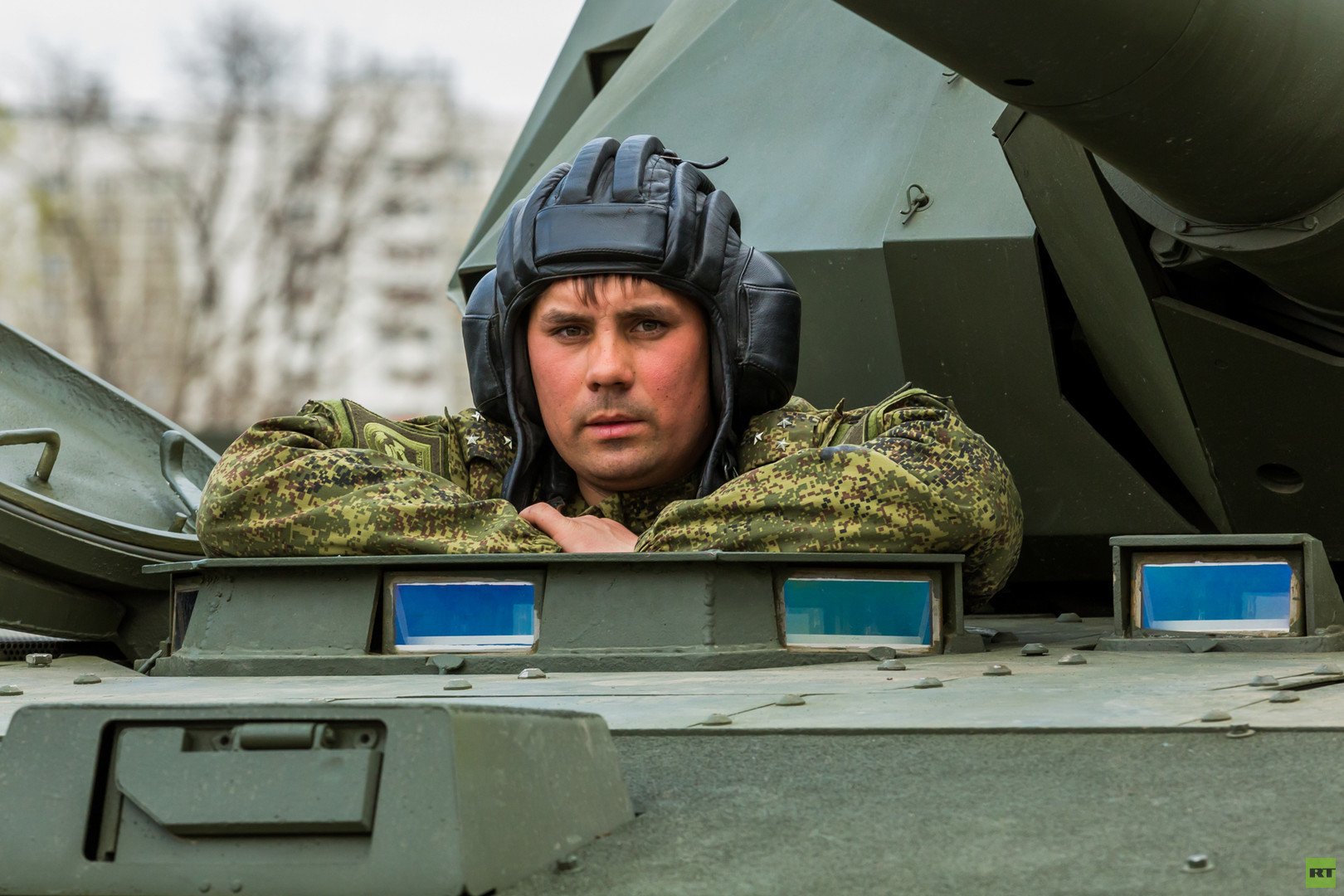 قائد دبابة "أرماتا"