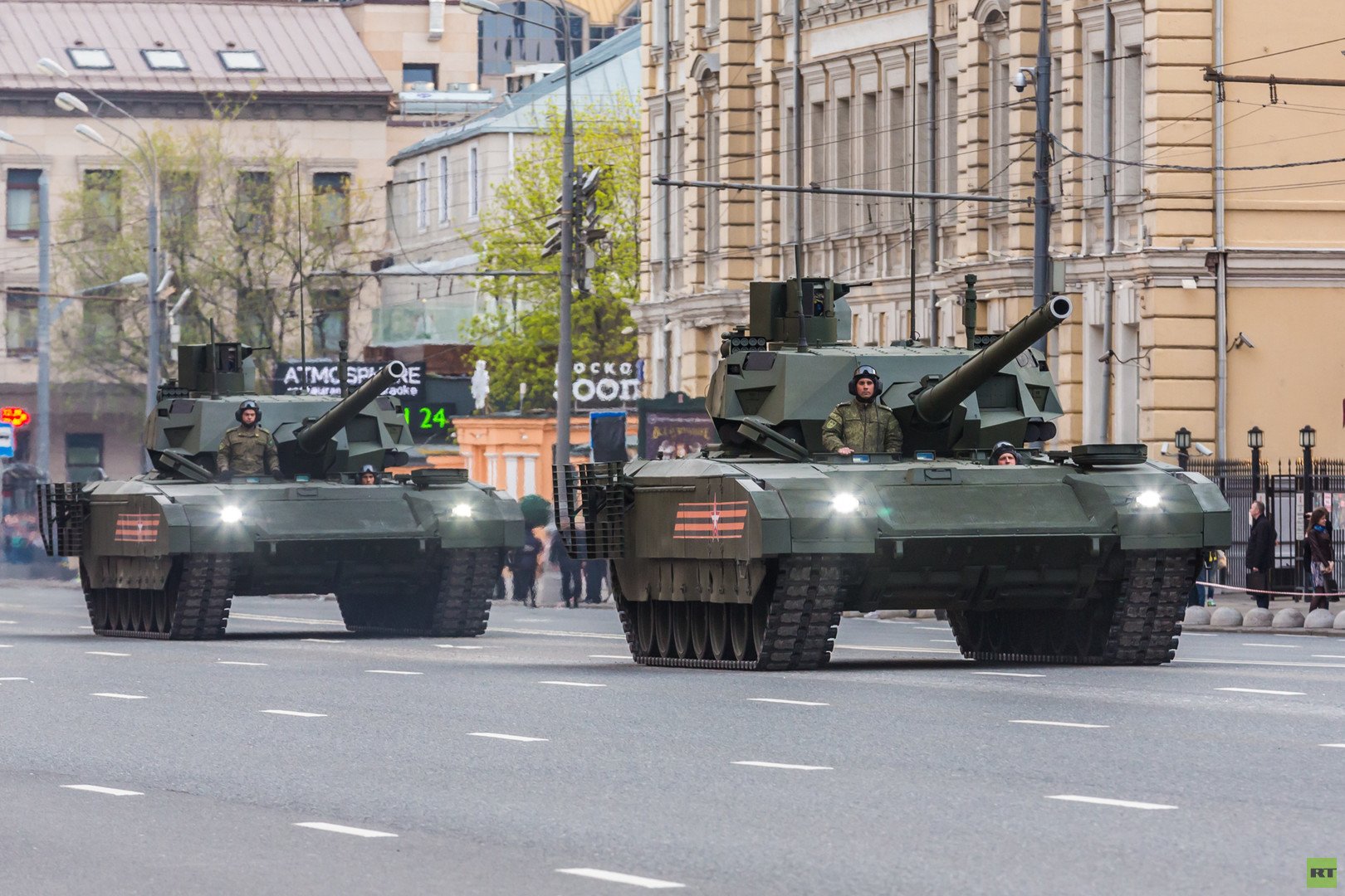 دبابات "أرماتا"