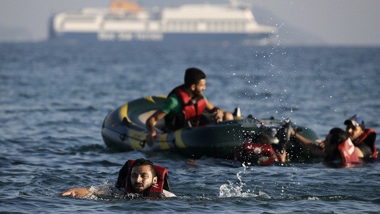 184 ألف لاجئ عبروا المتوسط إلى أوروبا