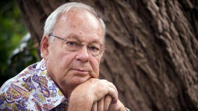 وفاة رسام الكاريكاتير السابق بـ "شارلي إيبدو"