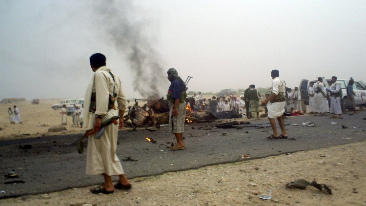 اليمن.. مقتل 7 وإصابة 15 آخرين في تفجير انتحاري بمأرب
