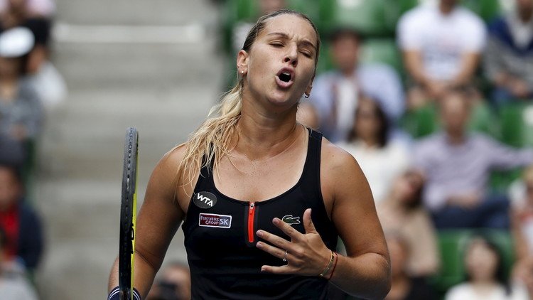 تسيبولكوفا تبلغ نهائي مدريد للتنس .. (فيديو)