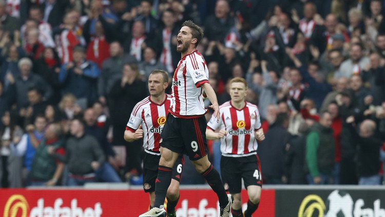 قطط سندرلاند السوداء على أبواب بر الأمان- فيديو