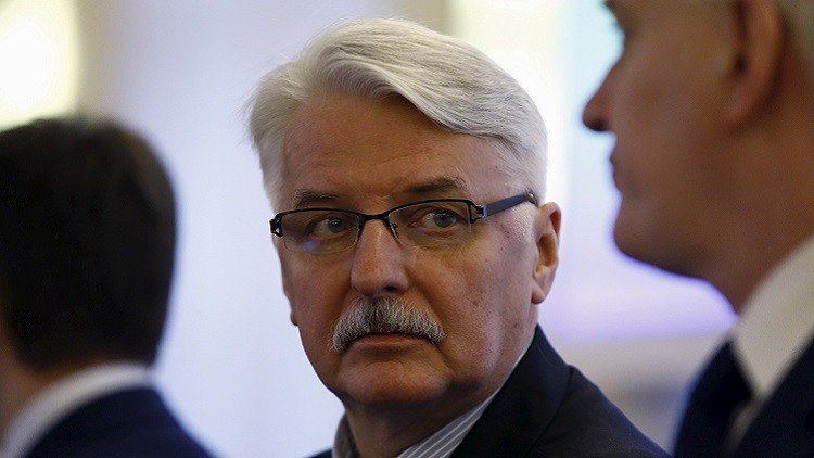 وزير بولندي يحتج على بروكسل بسبب حصص اللاجئين