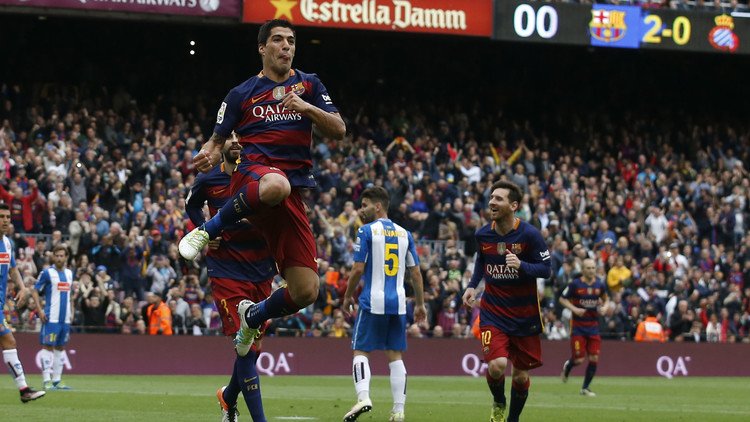 برشلونة يسحق إسبانيول في "ديربي كاتالونيا"