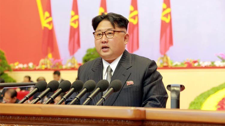 كيم جونغ أون يهدد بتوحيد الكوريتين بالقوة