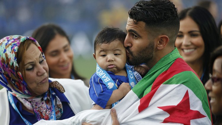 محرز لاعب الموسم في ليستر بعد تصويت لـ"عشاق بطل إنجلترا"