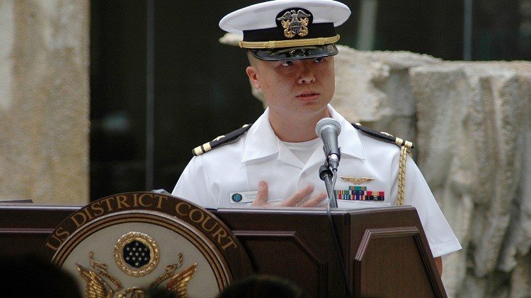 محاكمة ضابط بالبحرية الأمريكية بتهمة التجسس