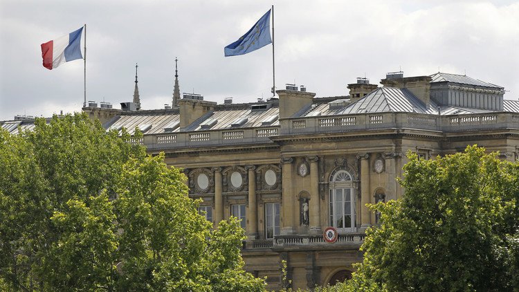 فرنسا تدين بشدة الهجمات الإرهابية في سوريا