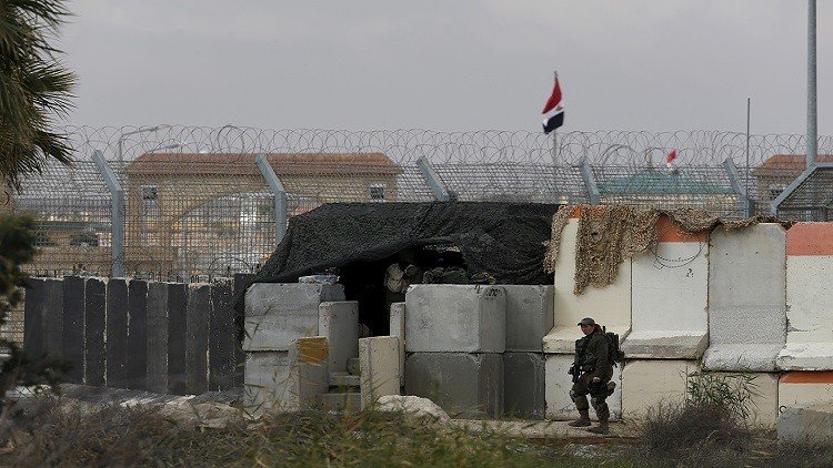 مصر.. مقتل 4 عسكريين في سيناء وتمديد الطوارئ