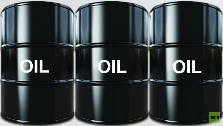 أسعار النفط تصعد باتجاه 50 دولارا للبرميل 