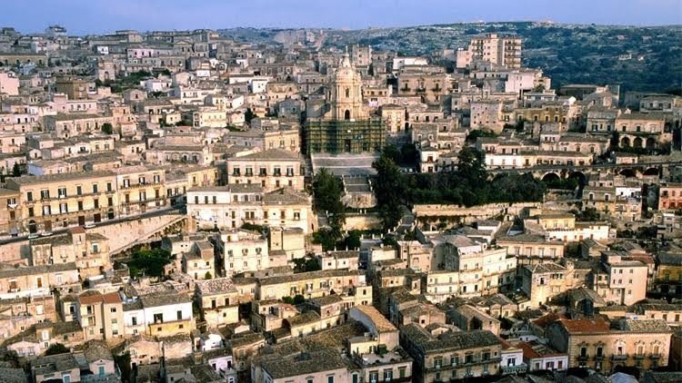 تعرف على مدينة الشوكولا السرية في إيطاليا‎