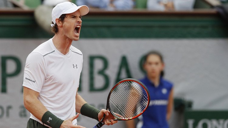 رولان غاروس.. موراي يتأهل بصعوبة إلى الدور الثالث 