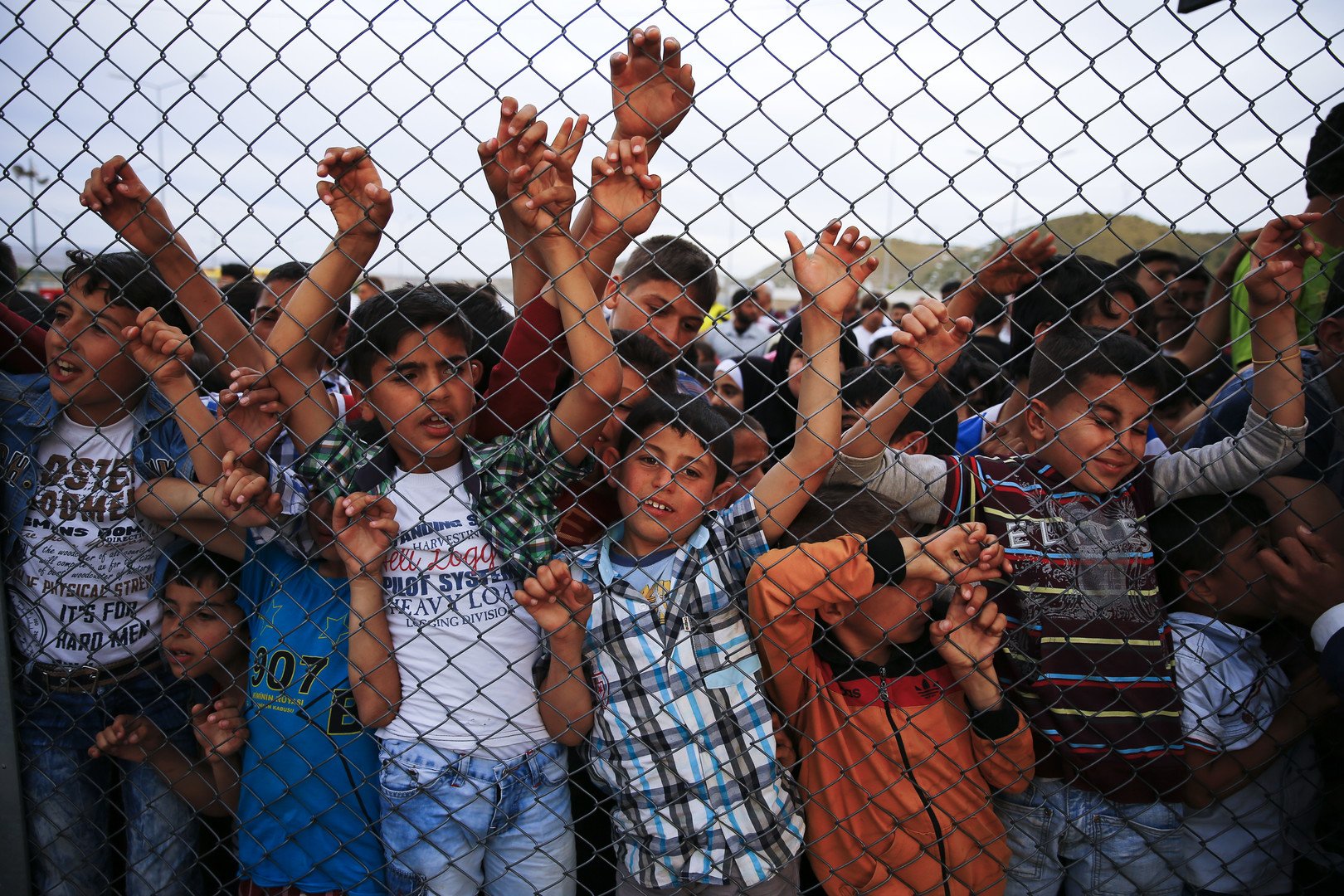 حرمان المهاجرين المعادين إلى تركيا من تقديم طلب لجوء