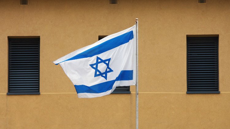 دبلوماسي إسرائيلي: واثقون من أن موسكو لن تسمح بتسليح 