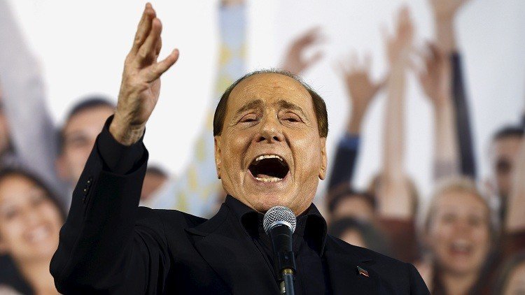 برلسكوني سيخضع لجراحة في القلب