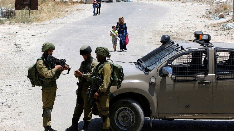 الجيش الإسرائيلي يقتحم بلدة يطا بالخليل 