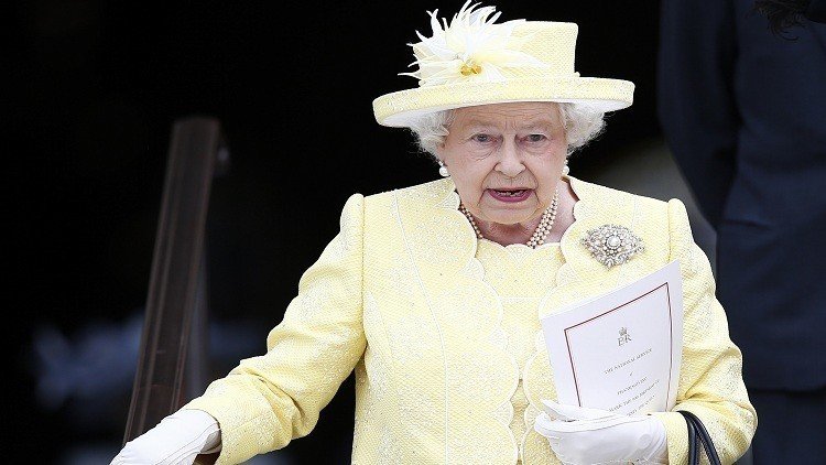 بوتين يهنئ إليزابيث الثانية بعيد ميلادها الـ90