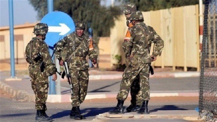 الجيش الجزائري يعثر على مخازن أسلحة شرق البلاد
