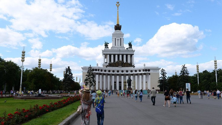 طهران ستصدر حجارة البناء إلى موسكو