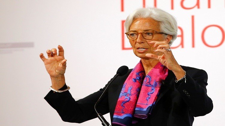 لاغارد: خروج بريطانيا سيعزز قيمة الدولار