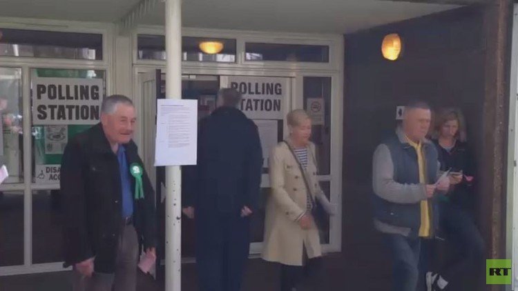 البريطانيون.. لندن أم بروكسل 