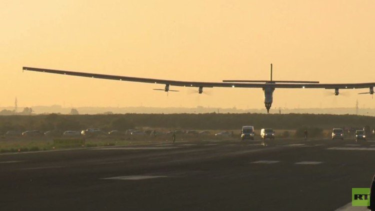 سولار إمبولس 2 أول طائرة  تعبر المحيط الأطلسي ببطارية شمسية