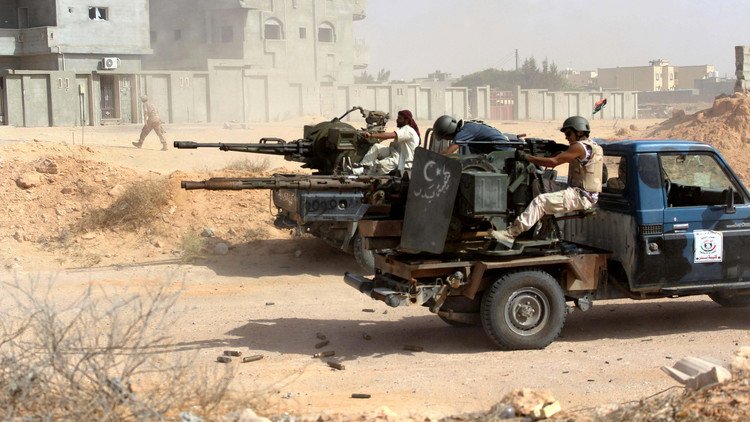 مواجهات طرابلس تهز الثقة بحكومة الوفاق