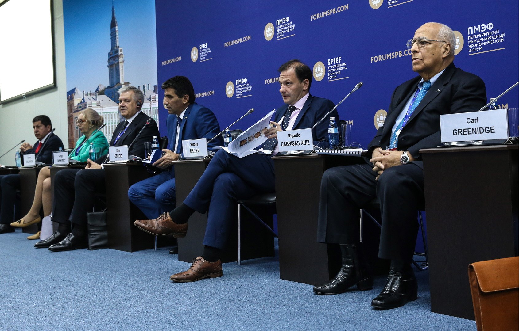 طاولة مستديرة "روسيا - أمريكا اللاتينية"