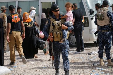 تتعهد القوات الأمنية العراقية ببذل أقصى جهدها لتأمين خروج المدنيين من الفلوجة قبل بدء الهجوم الحاسم الذي من المتوقع أن يبدأ خلال الأيام القريبة القادمة