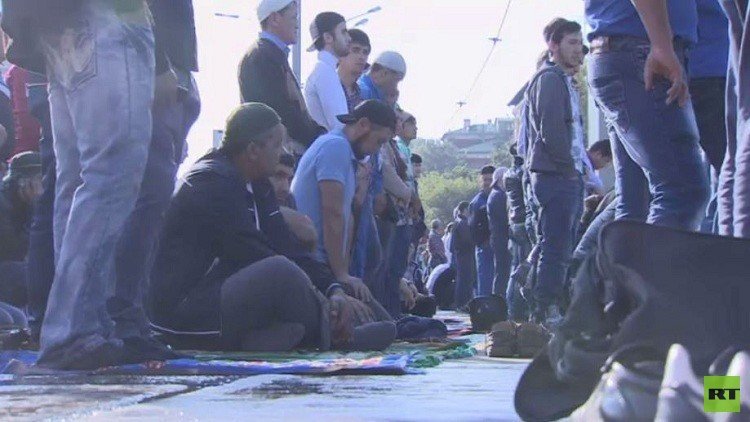 موسكو تحتفل بعيد الفطر المبارك