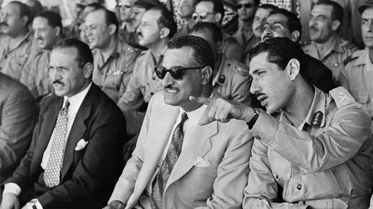 رأفت الهجان بطل قومي أم عميل مزدوج؟