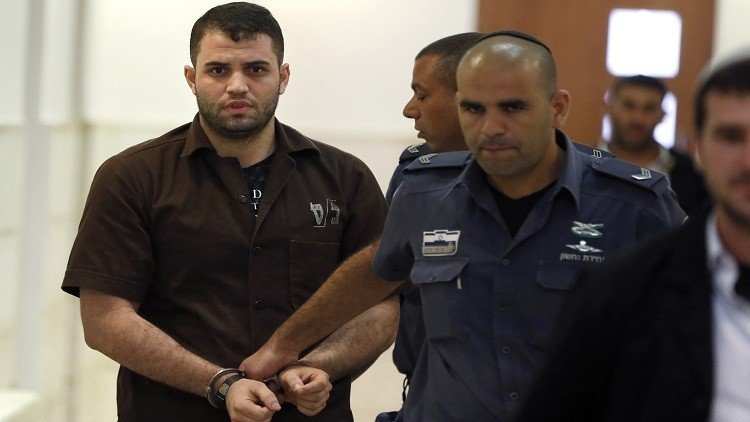 3 أحكام بالمؤبد لفلسطيني هاجم حافلة إسرائيلية
