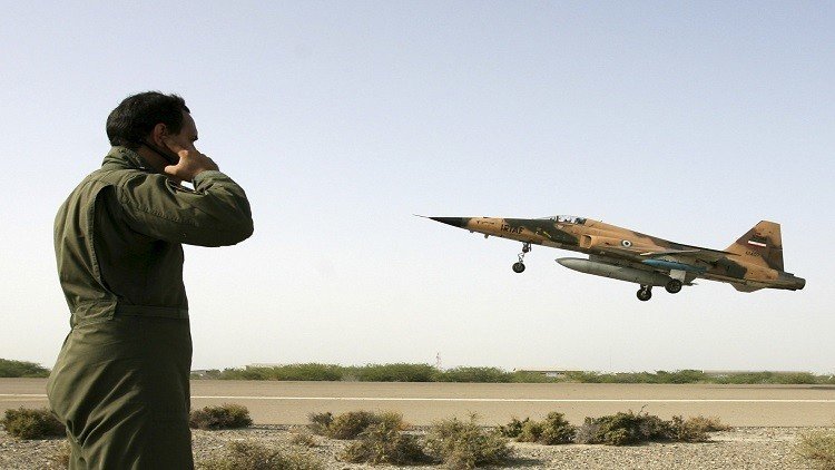 طهران تنفي نقل مقاتلات حربية إلى حدودها مع تركيا