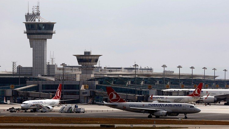 طائرة أردوغان تحط في أنقرة وتعود إلى إسطنبول