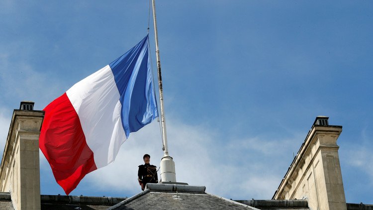 فرنسا تريد الأسد رئيسا لسوريا لمحاربة 