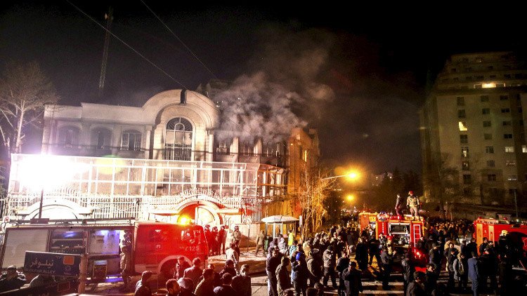 إيران تبدأ محاكمة المتهمين بالهجوم على سفارة السعودية في طهران