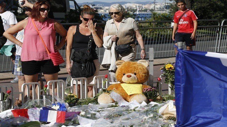   فرنسي يعرض مقتنيات ضحايا مذبحة نيس للبيع