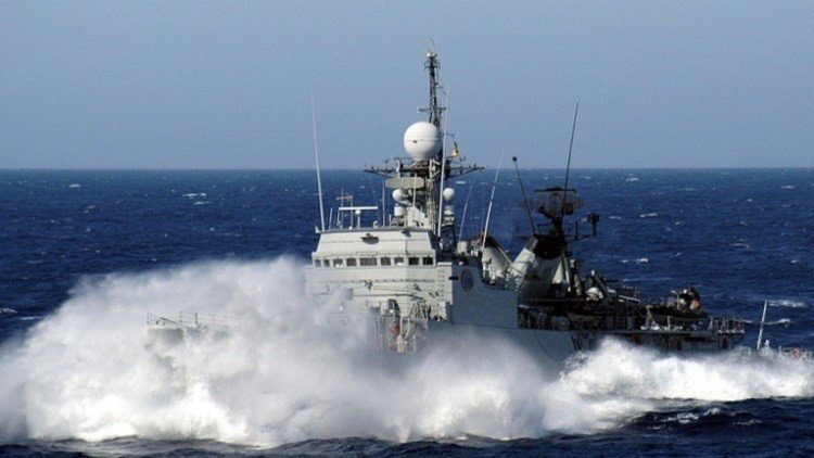 المدمرة الأمريكية "Ross" تدخل البحر الأسود