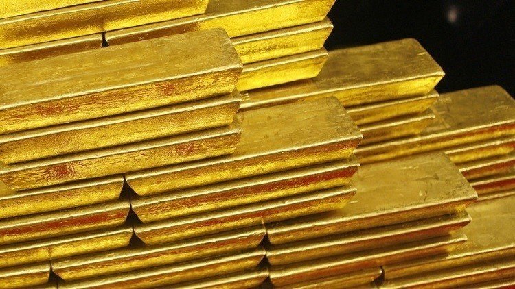 روسيا تواصل زيادة احتياطياتها من الذهب