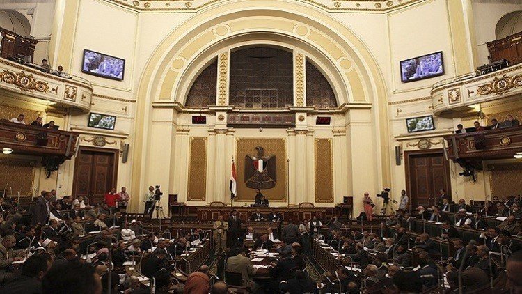 برلماني مصري يطالب بمنح غولن اللجوء السياسي