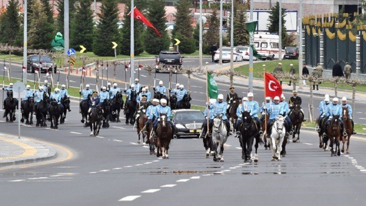 أردوغان يسرِّح "انكشارييه" 
