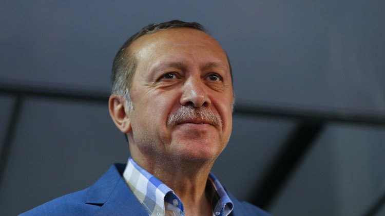 أردوغان: الانقلابيون شذبوا لحيتنا!