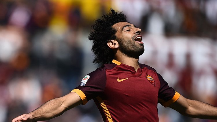 محمد صلاح ينتقل بصفة نهائية إلى روما 