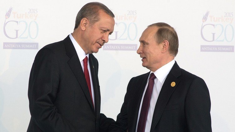 قمة بوتين-أردوغان تبحث بناء العلاقات الثنائية